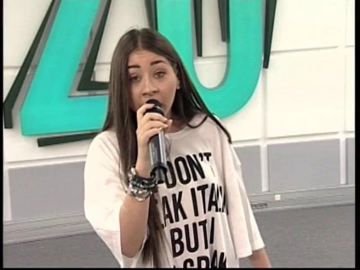 Nicole Cherry Morning ZU 2