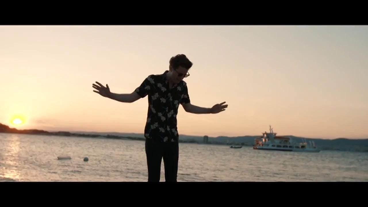 Reea feat. Akcent - Rain